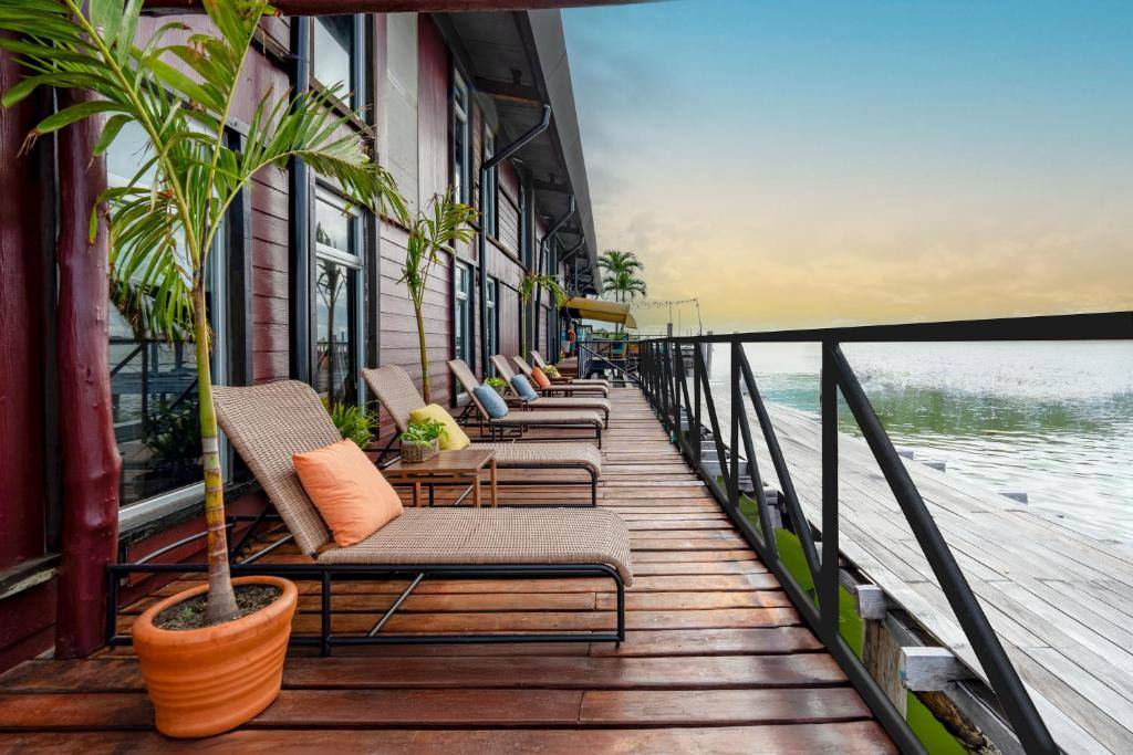 Mayan Monkey Hostel: Facilities