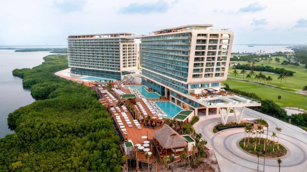 Mondrian Cancun: Exterior view
