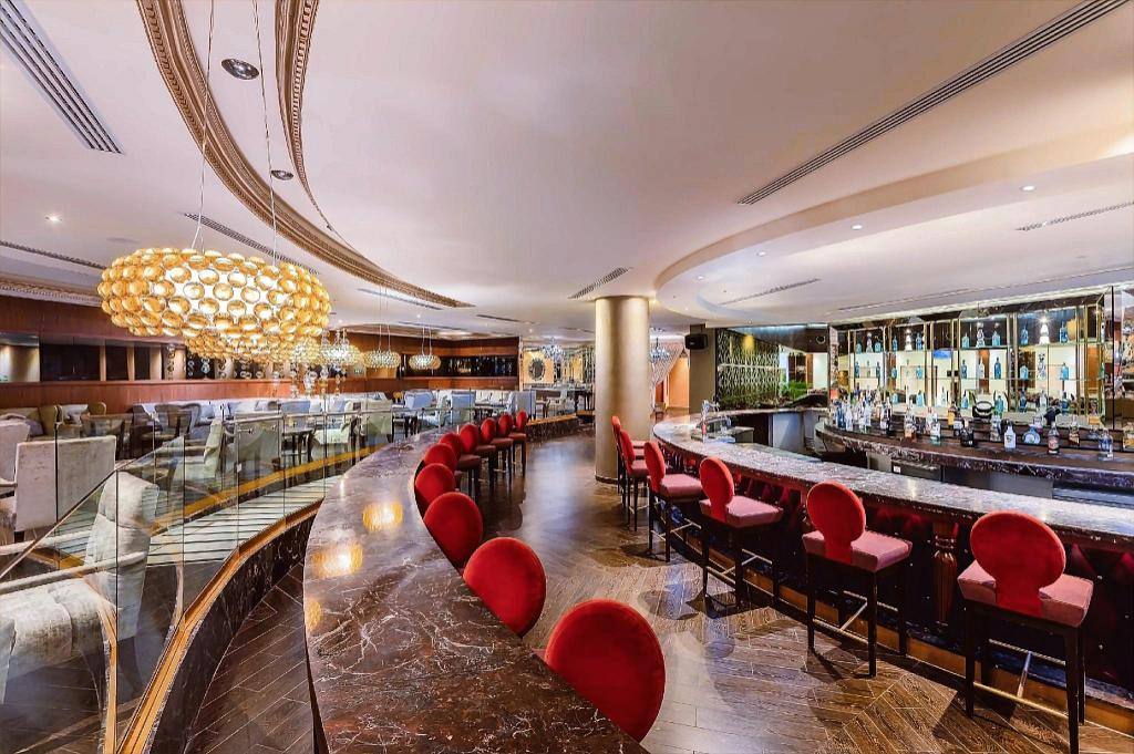 Moon Palace Cancun: Bar