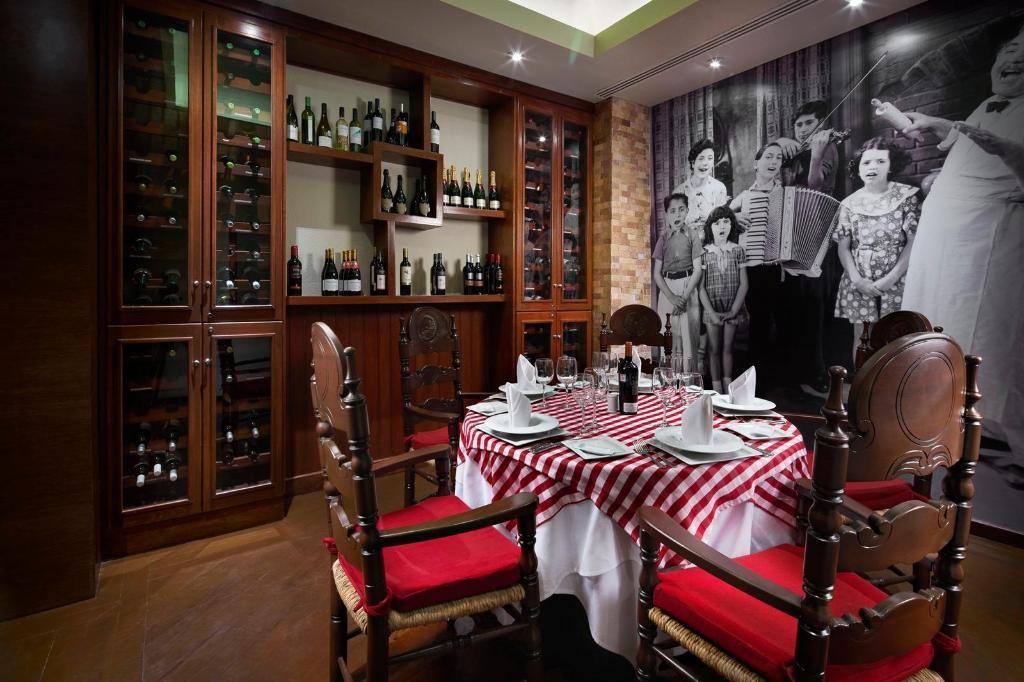 Occidental Tucancún: Restaurant