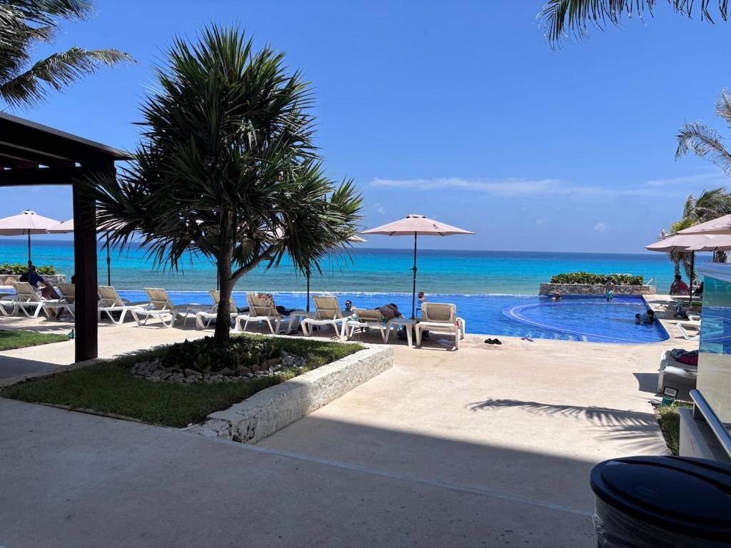 Punta Cancun: Nearby attraction