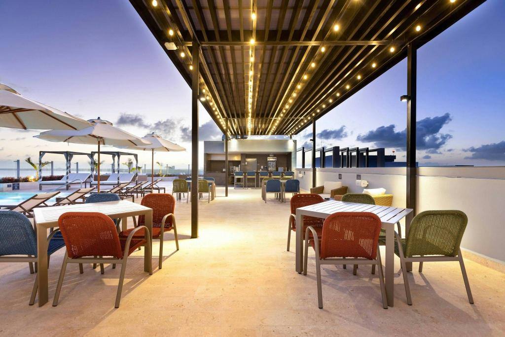 Residence Inn by Marriott Cancun Hotel Zone: Dining
