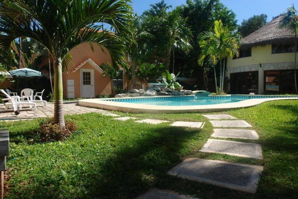 Residencia Los Encantos: Facility photos