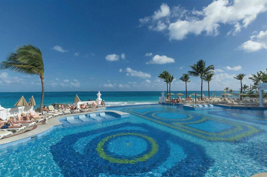 Riu Palace Las Americas All Inclusive - Adults Only: Swimming pool [outdoor]