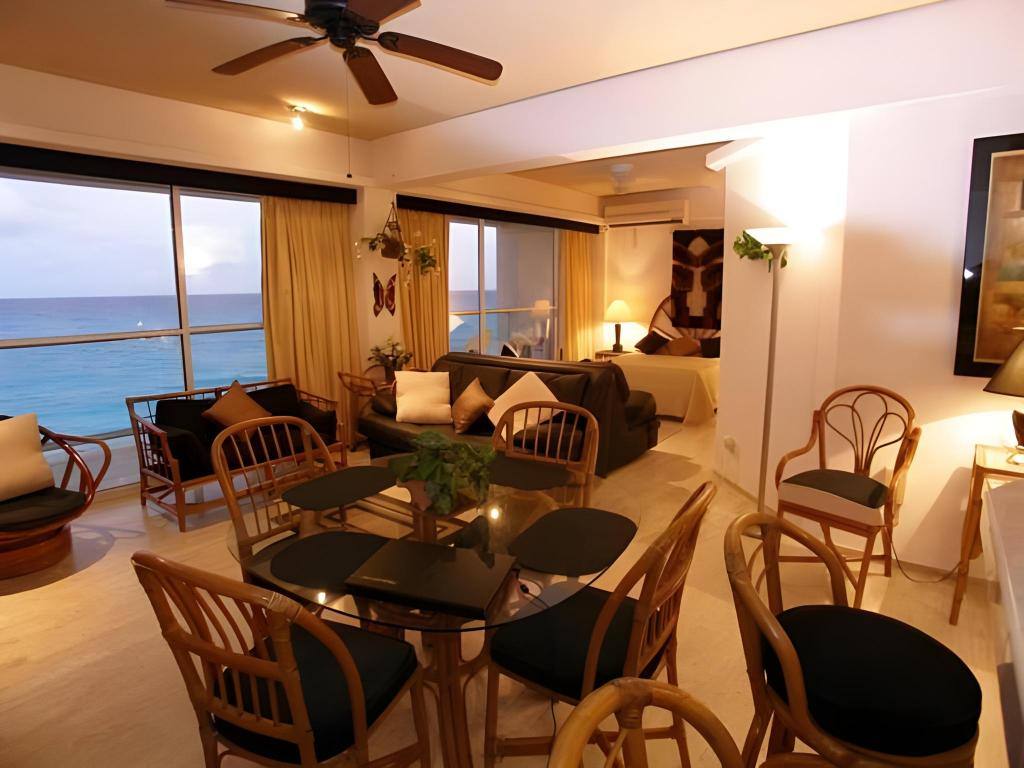 Salvia Cancun: Interior view