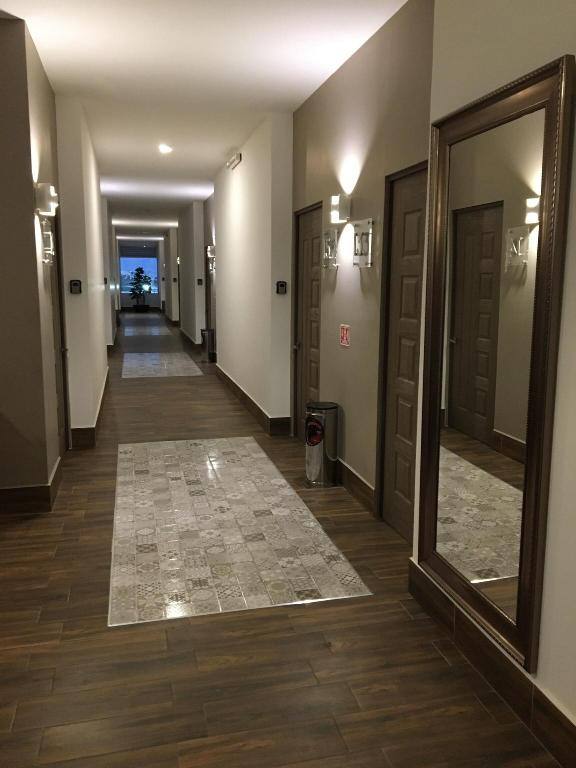 Sky Inn Cancun: Property views