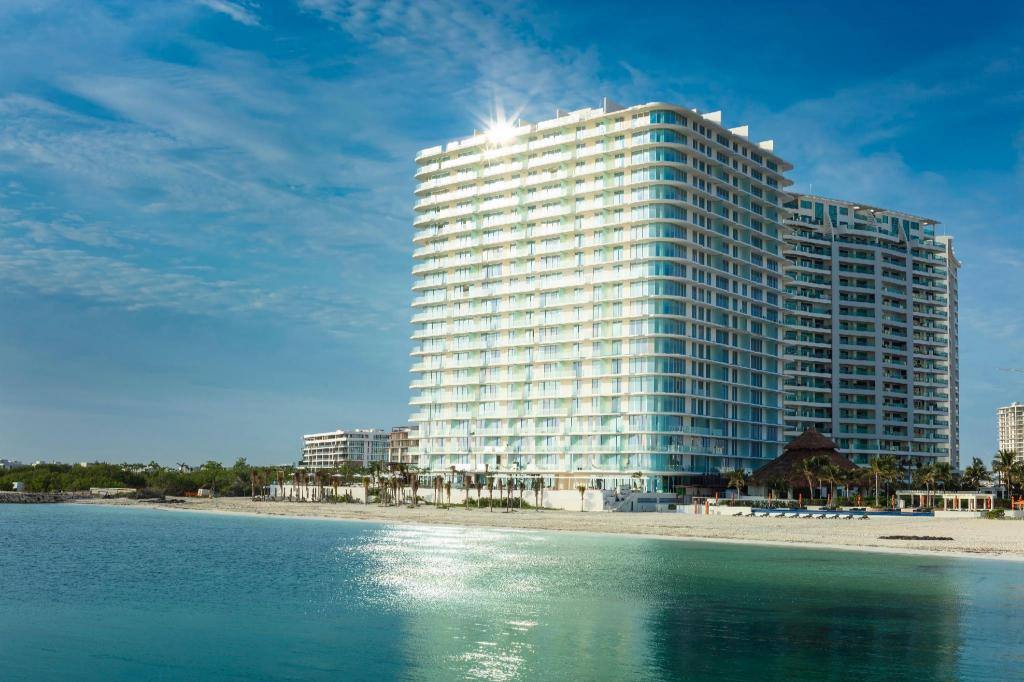 Sls Cancun Hotel & Spa: Exterior view
