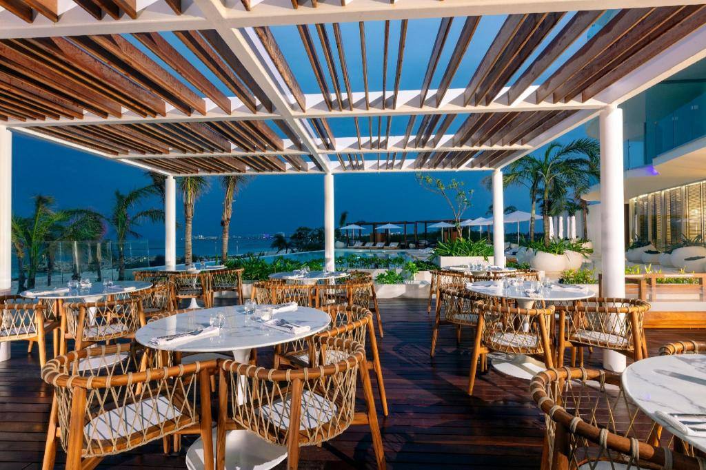 Sls Cancun Hotel & Spa: Restaurant