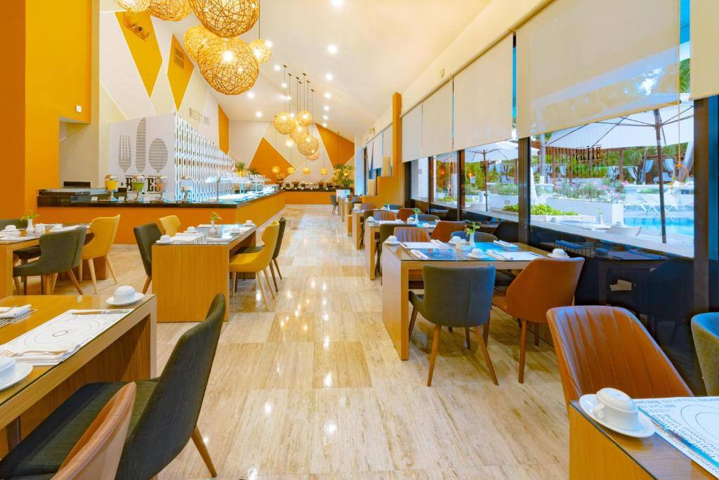 Smart Cancun: Restaurant