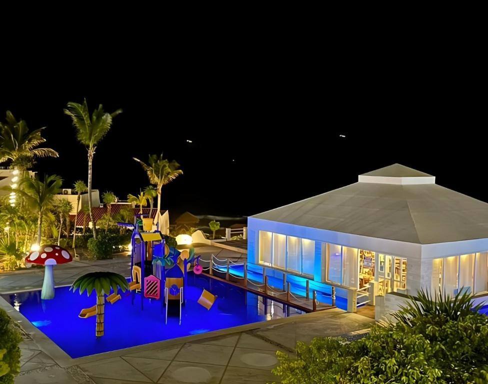 Solymar Beach Resort: Facilities