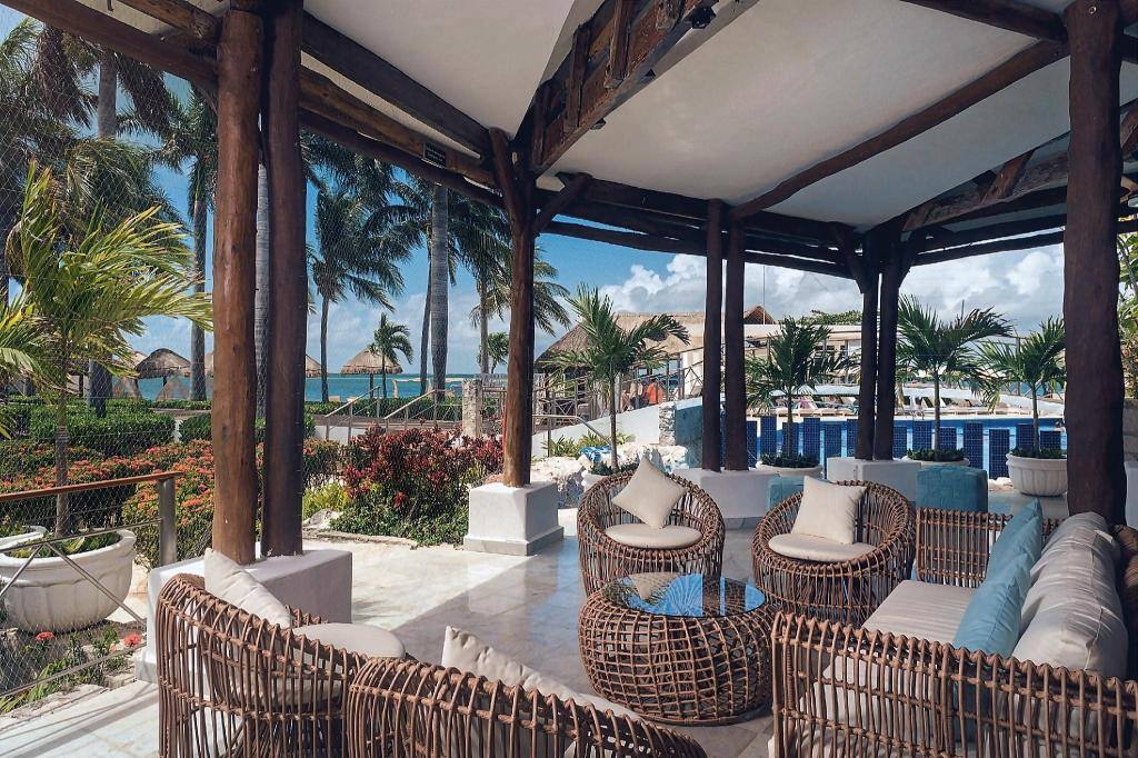 Sunset Marina Resort & Yacht Club: Restaurant