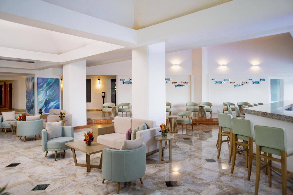 Sunset Marina Resort & Yacht Club: Lobby