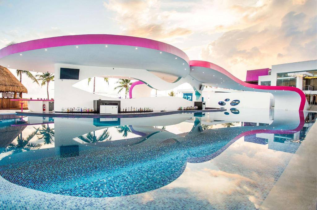 Temptation Cancun Resort: Swimming pool
