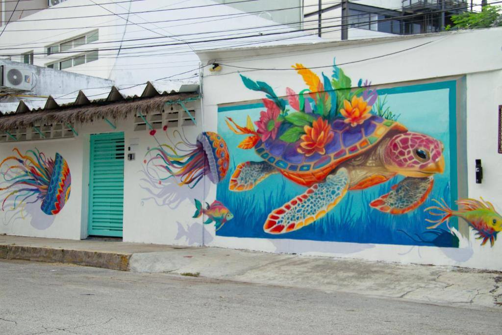 The Boat House Cancun: Property views