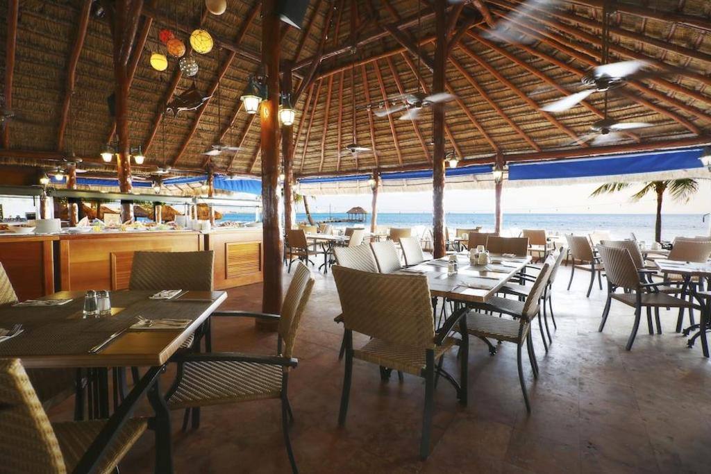 The Royal Cancun by Holiday Inn Club Vacations: Dining