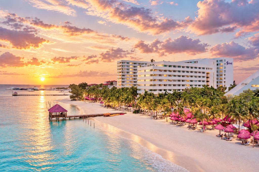 The Sens Cancun: Beach