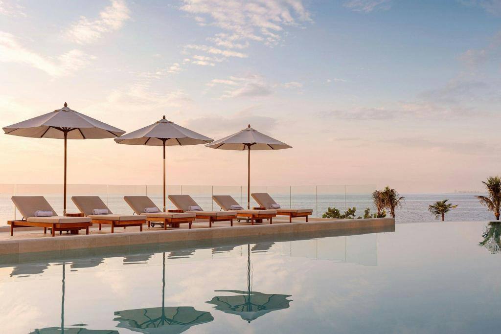 The St. Regis Costa Mujeres Resort, Cancun: Swimming pool
