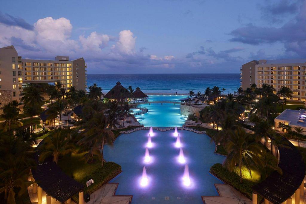 The Westin Lagunamar Ocean Resort Villas & Spa, Cancun: Exterior view