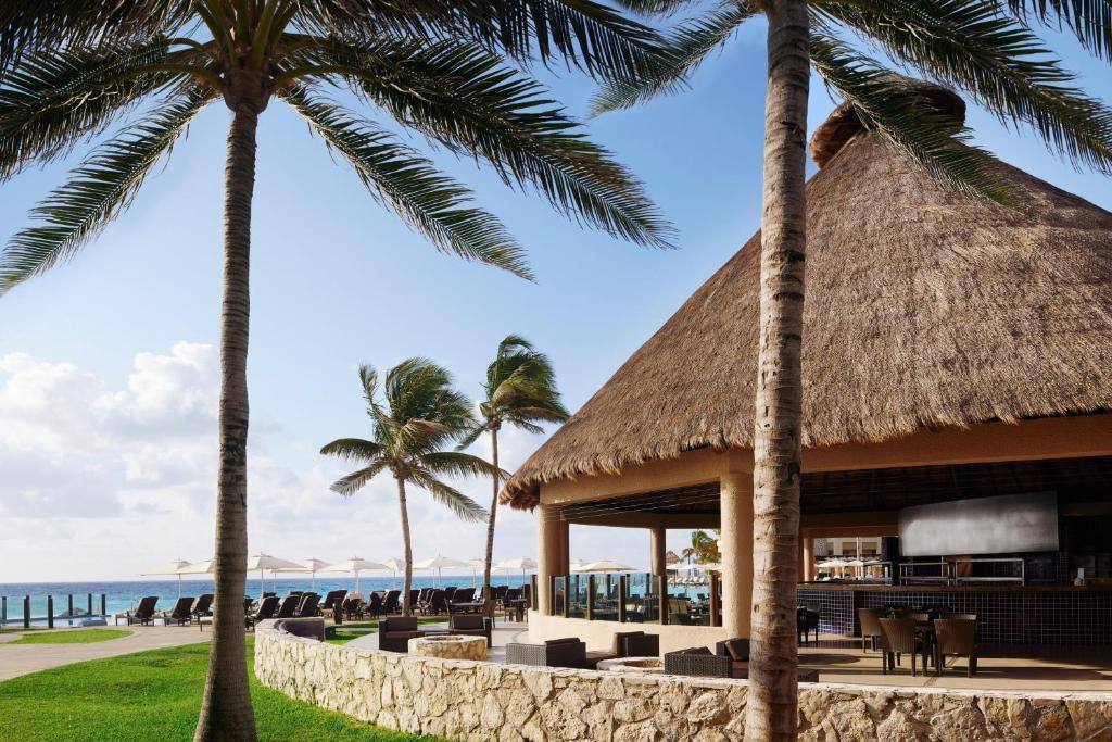 The Westin Lagunamar Ocean Resort Villas & Spa, Cancun: Restaurant