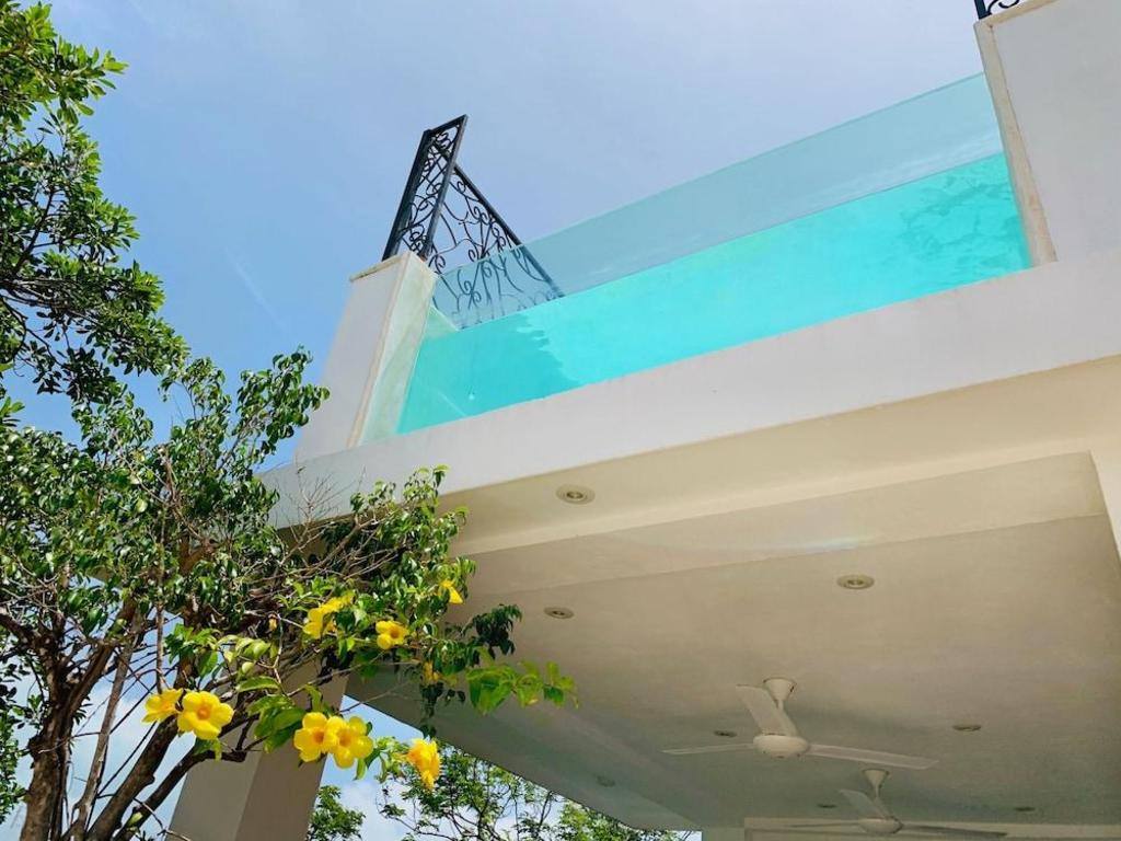 Villa Antilope: Property views