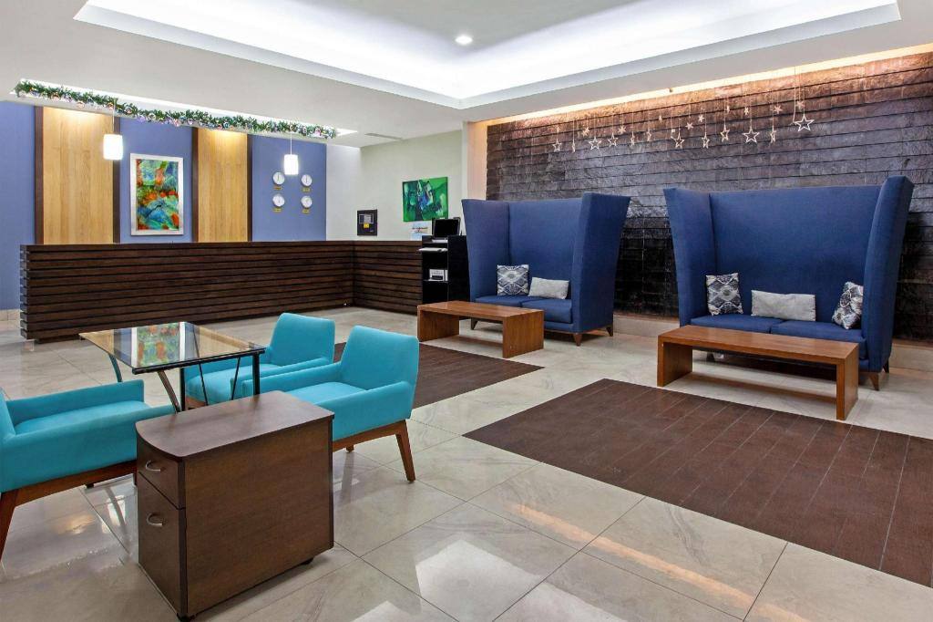 Wyndham Garden Cancun Downtown: Lobby