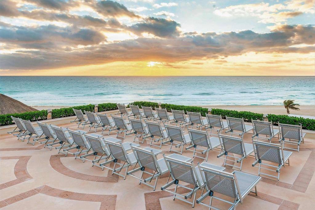 Wyndham Grand Cancun All Inclusive Resort & Villas: Facilities